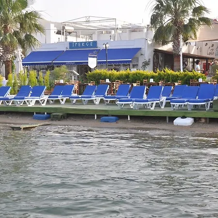 酒店 Costa Blu Bodrum 3*